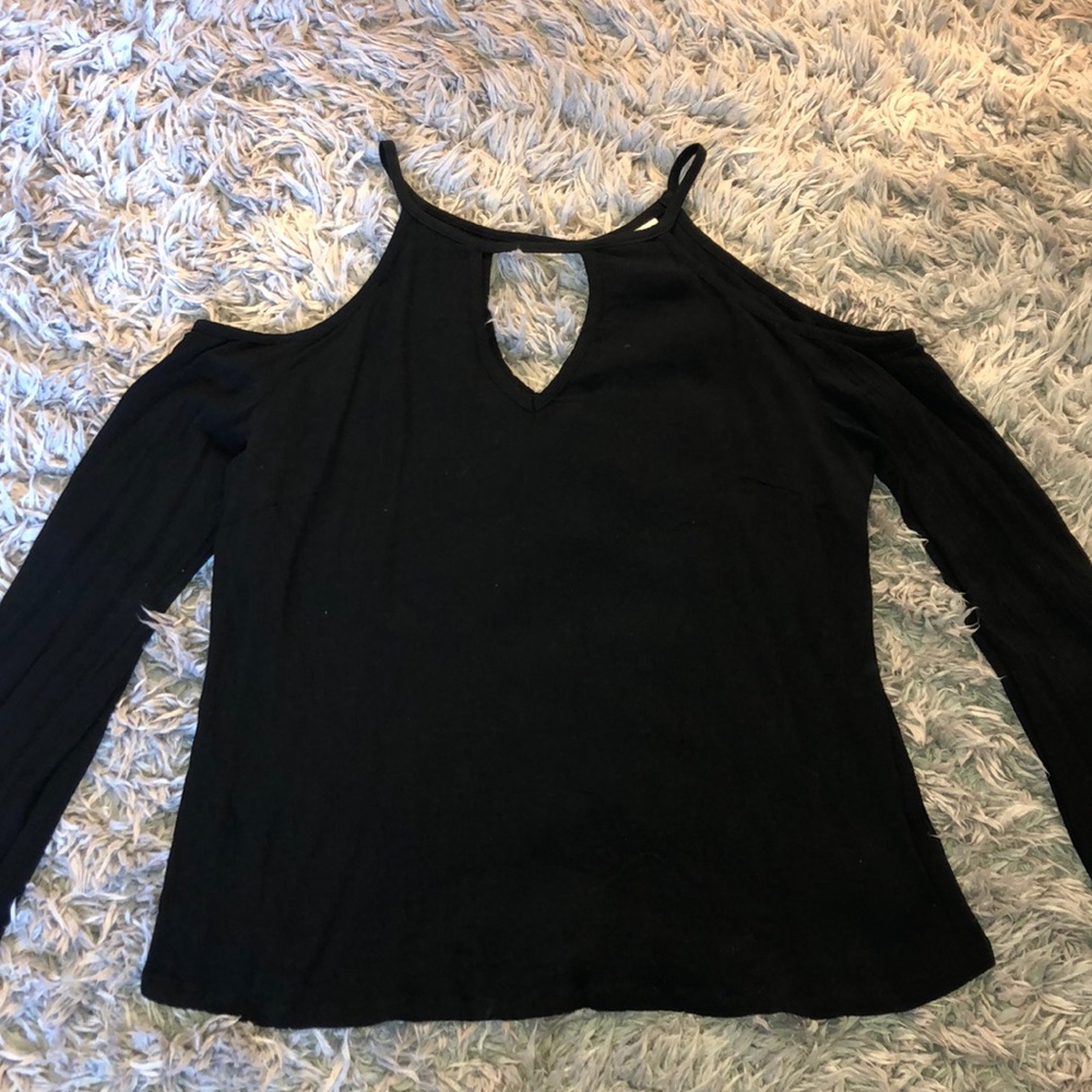 Black rayon, cut out long sleeve!
